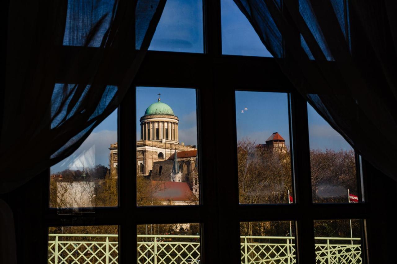 Bridge Apartment Esztergom Exterior foto